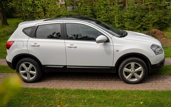 Nissan Qashqai cena 31700 przebieg: 177000, rok produkcji 2009 z Jarosław małe 529